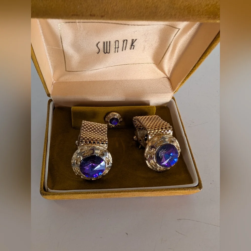 Vintage Cufflinks Purple Gold Vintage Matching Tie Tack.